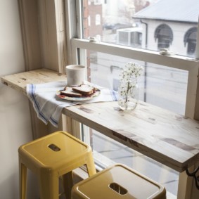 comptoir au lieu du rebord de la fenêtre dans les idées d'idées de cuisine