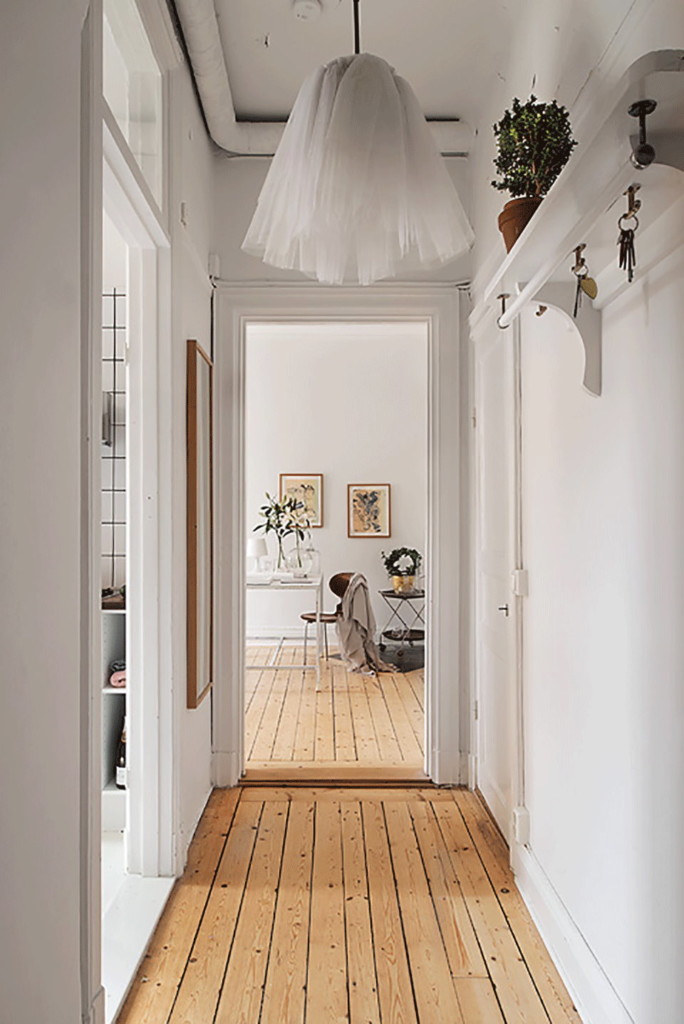 Fabric ceiling on a pendant lamp in the hallway