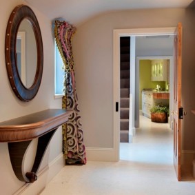 miroir de couloir par options feng shui