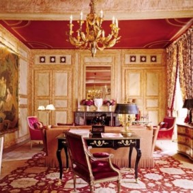 Style Empire à l'intérieur