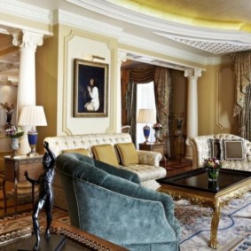 The interior of the living room with antique columns