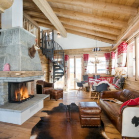 Intérieur de salon de style chalet photo