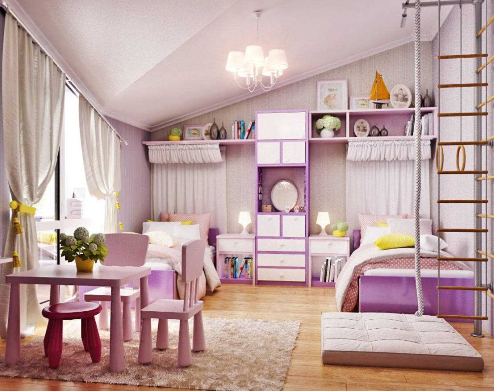 Petite table de jeux dans la chambre des enfants pour les filles