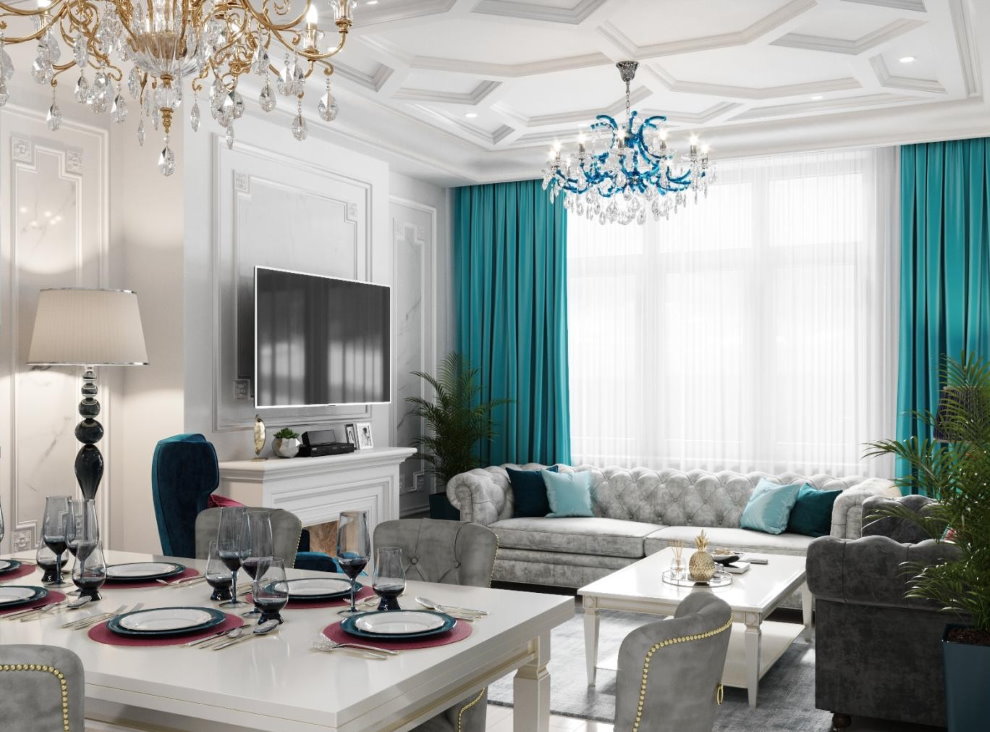 Rideaux turquoise dans le salon avec un canapé