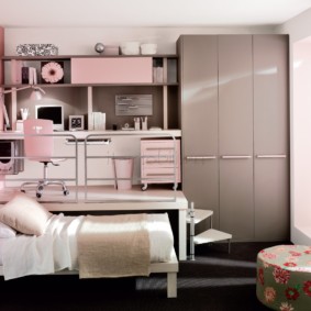 teenage room for a girl