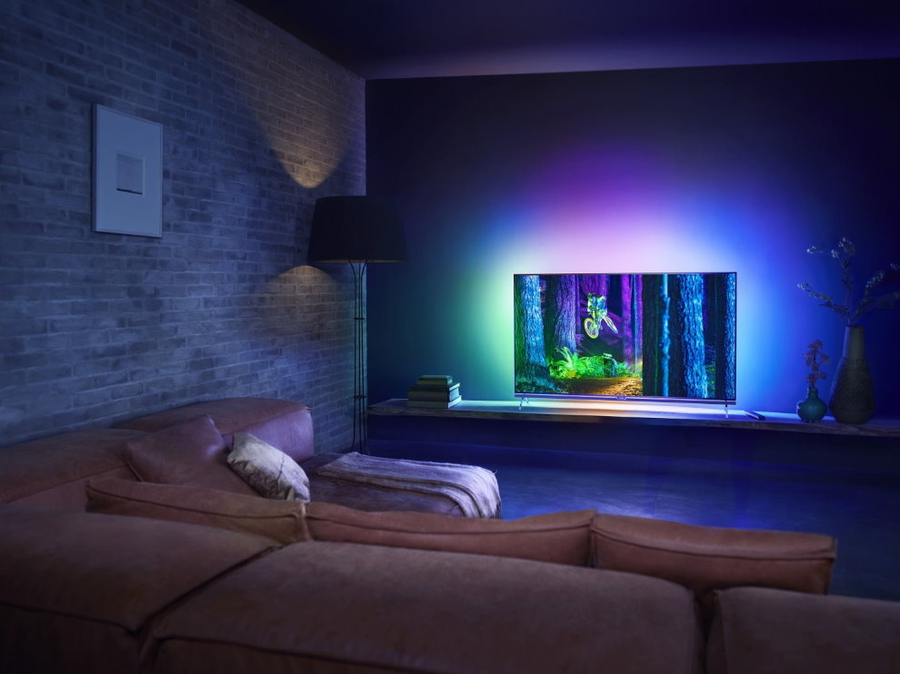 Éclairage TV décoratif dans le salon