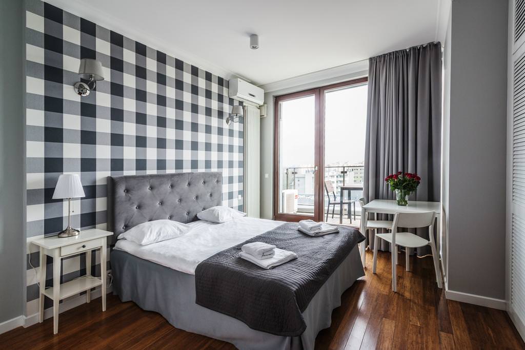 fond d'écran gris dans la photo de conception de la chambre