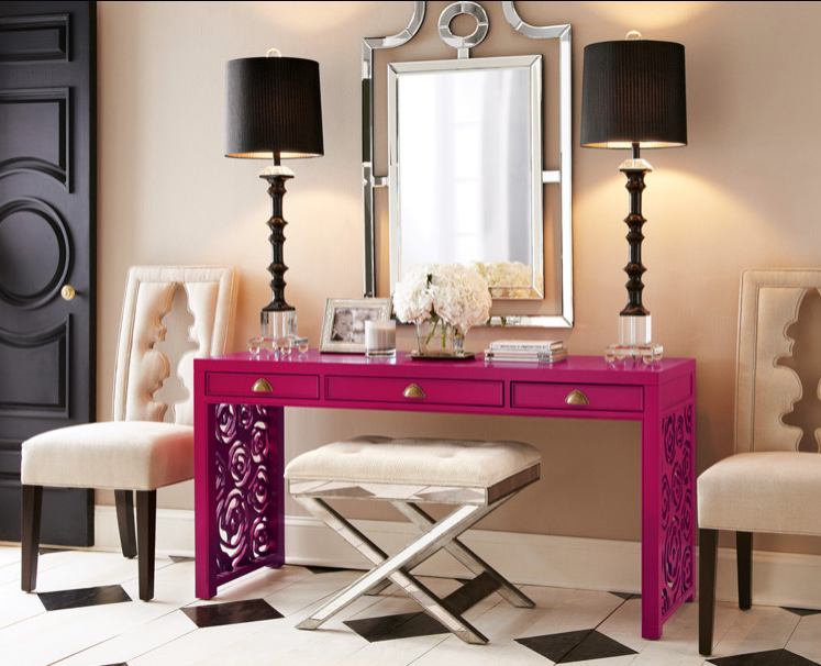 Coiffeuse rose avec miroir pour la chambre