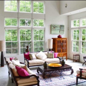 intérieur de la chambre dans une décoration photo de style oriental