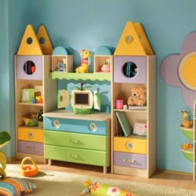 Mobilier compact pour les plus petits enfants