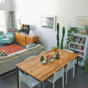 Table à manger avec plan de travail en bois