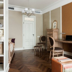 Parquet floor in the girl's room