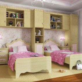 Mobilier modulaire pour chambre de fille