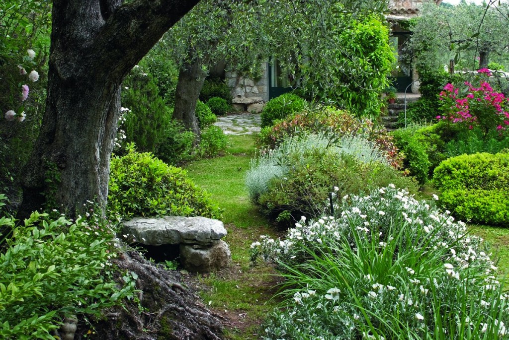 Style paysager dans l'aménagement paysager d'un jardin