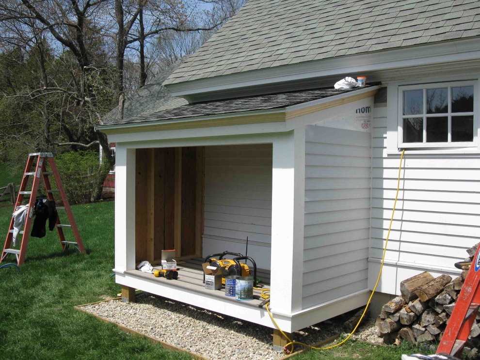 Extension à la maison pour le stockage du matériel de jardin