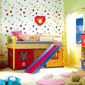 zoning children's room photo decor