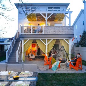 Two-story house on a narrow plot