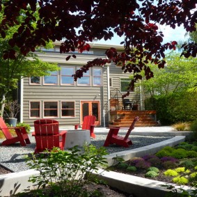 Garden chairs red