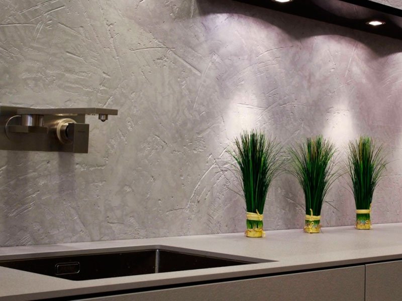 decorative stucco in the kitchen features