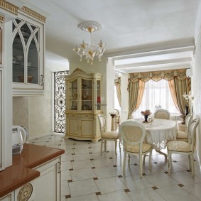 decorative plaster in the kitchen