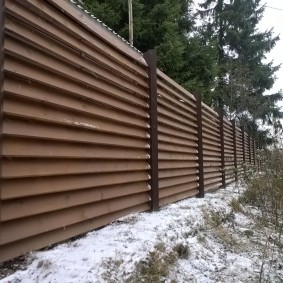 clôture en bois pour l'intrigue