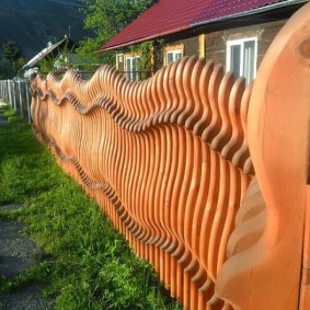 clôture en bois pour les types d'idées de terrain