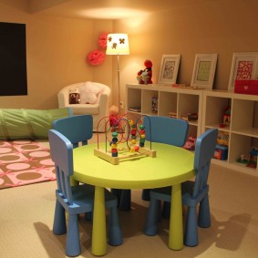 children's wooden chair photo decoration