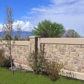 Concrete fence on a slope plot