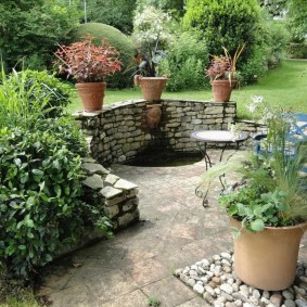 Stone walls in a small area