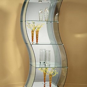 Vitrine incurvée en verre trempé