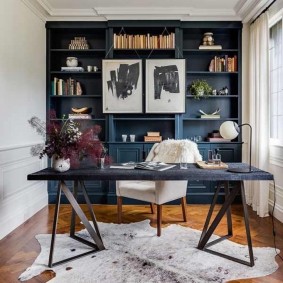 bureau dans les idées de l'appartement