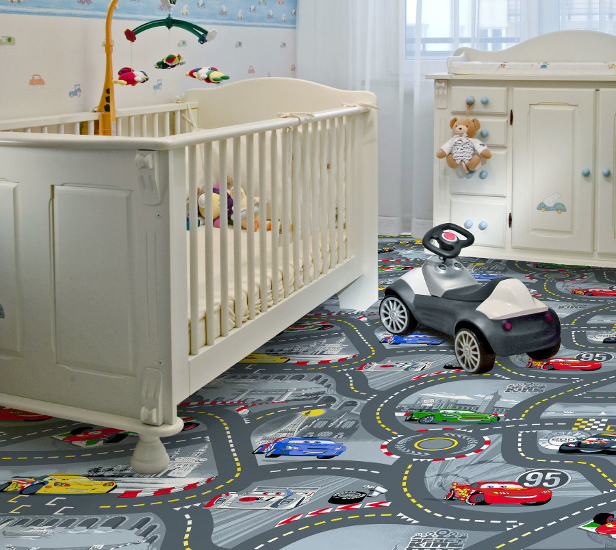 Chambres d'enfants avec un motif de jeu sur le tapis