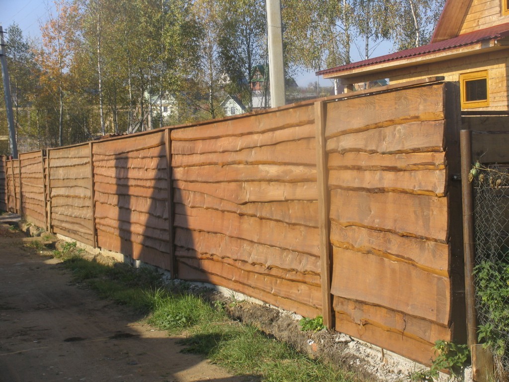 Clôture d'échelle en bois de qualité inférieure pour sourds