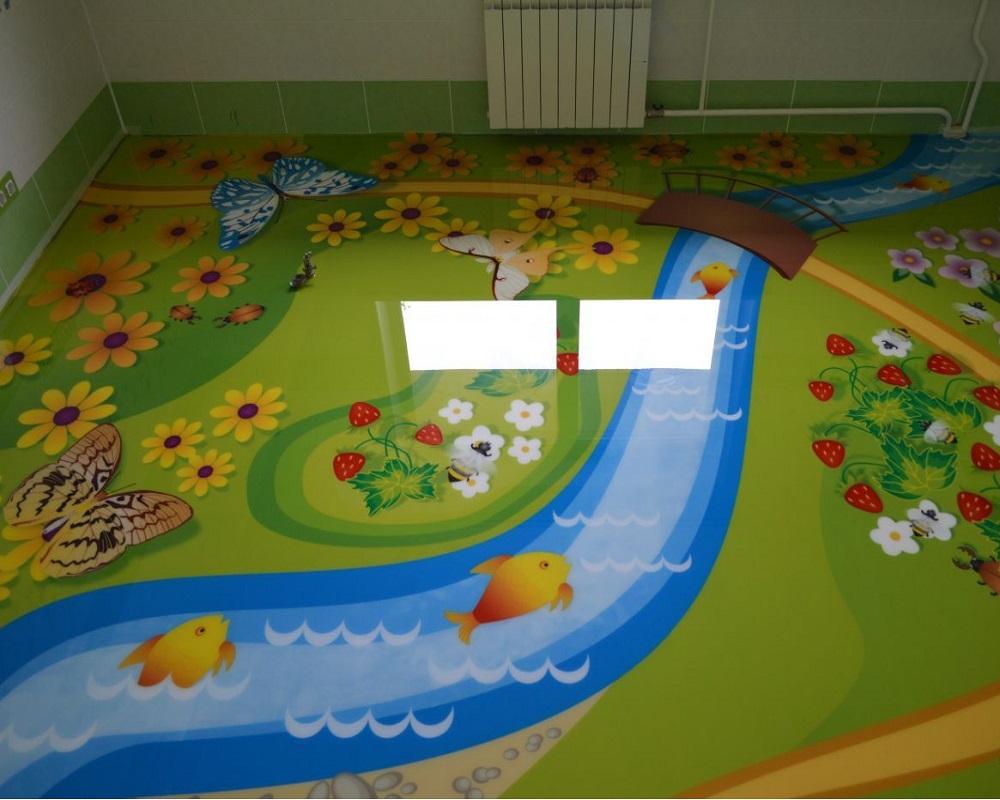 Cartoon drawings on the bulk floor in the nursery