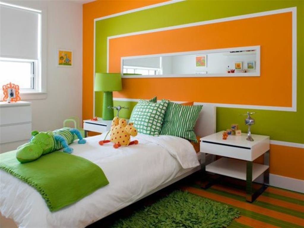 Chambre orange-vert pour l'étudiant