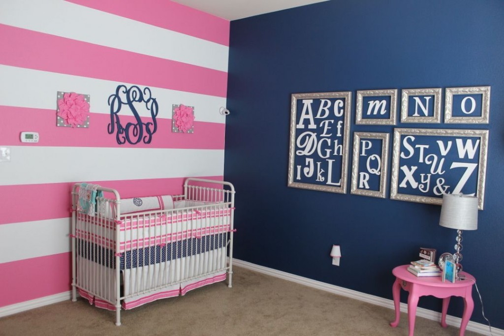 Chambre rose et bleue pour une fille