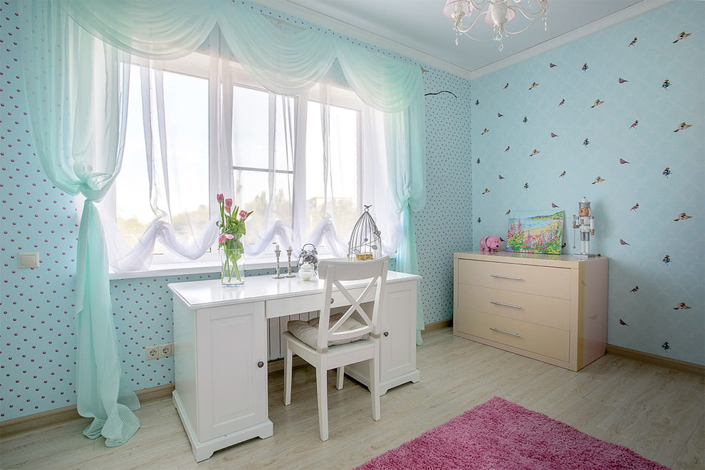 Décoration de fenêtre pour enfants avec rideaux en tulle