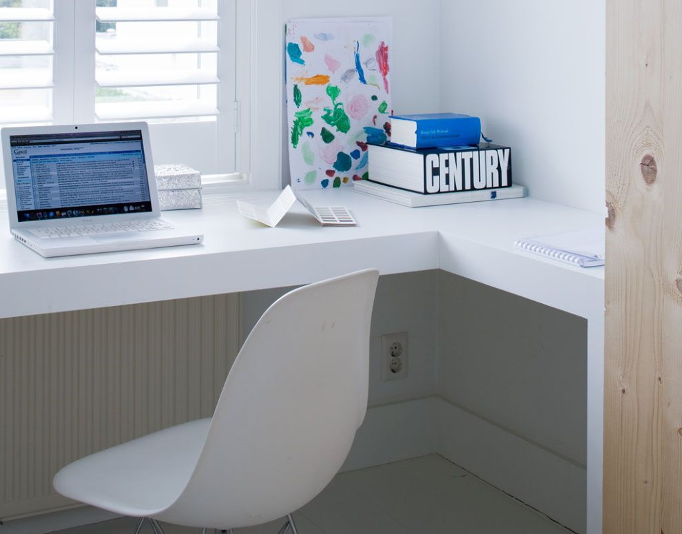 White corner table in the children's bedroom