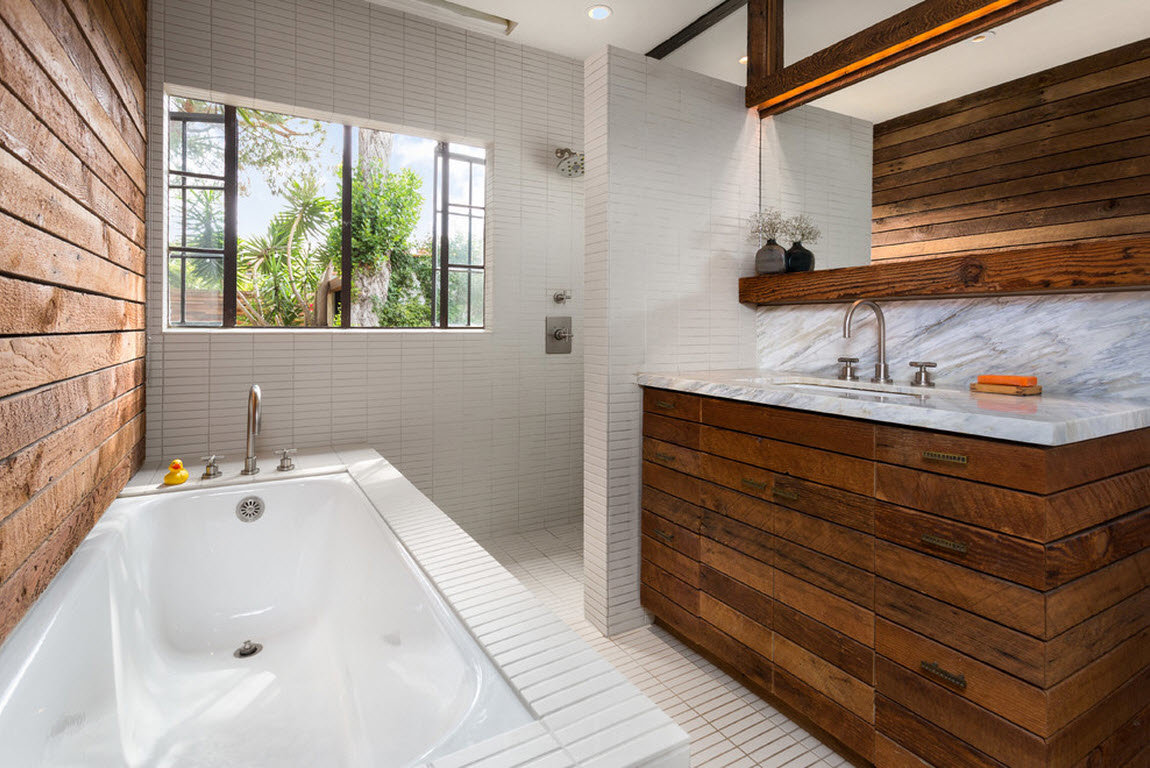 Salle de bain 2019 bois à l'intérieur