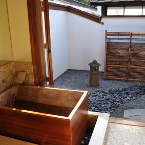 idées de décoration de salle de bain de style japonais