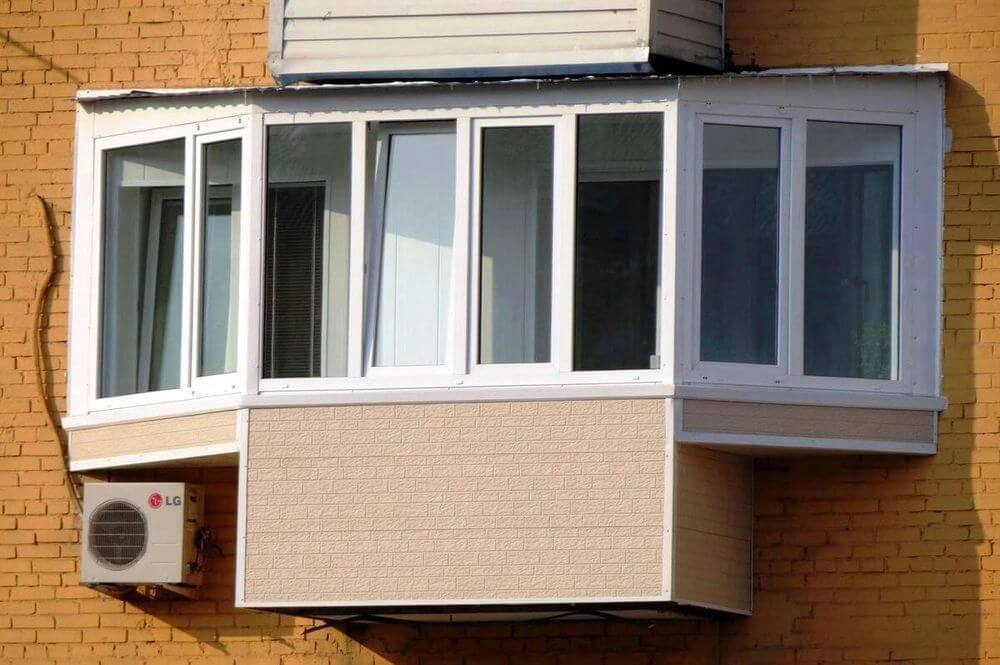 balcone vetrato con offset