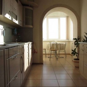 Decoration archway between the room and the balcony