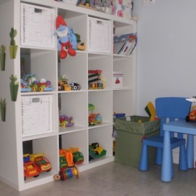 Comodo rack per giocattoli per bambini