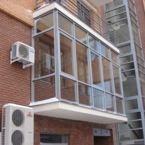 vitrage de balcons et loggias dans l'appartement idées photo