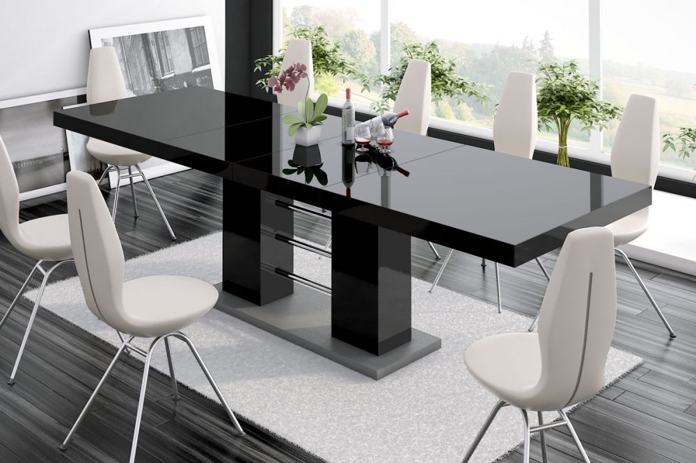 Table rectangulaire noire