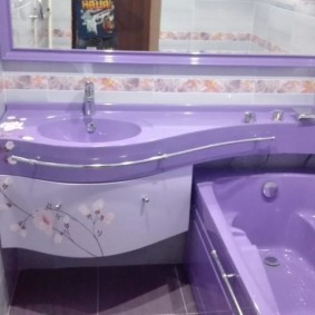 couler sur la photo de la salle de bain