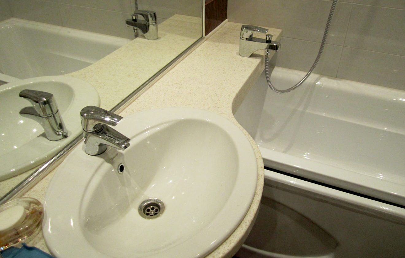 lavabo avec plan de travail